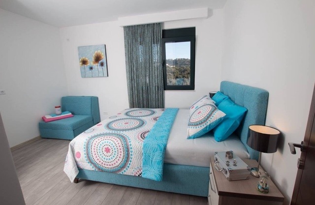 Blue apartment is situated in amazing uvala Paljuskovo in Bar.
