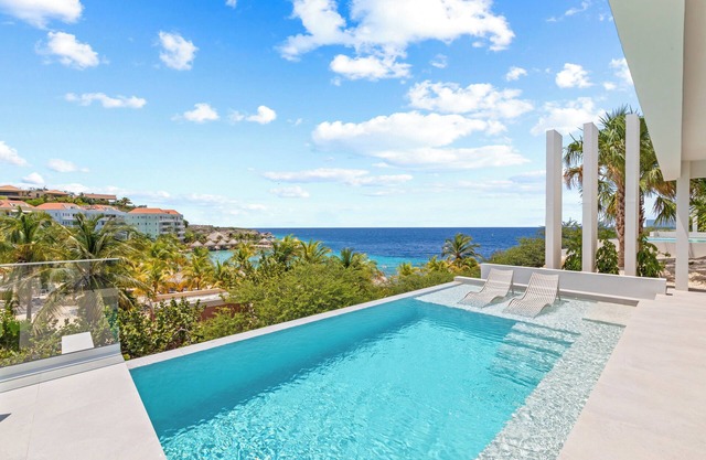 Blue Bay Golf & Beach resort - Villa Bocazul 1, private pool , stunning view