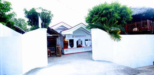 Blue Beach Island House