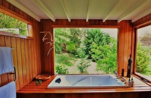 Blue Cliffs Hideaway Spa Villa