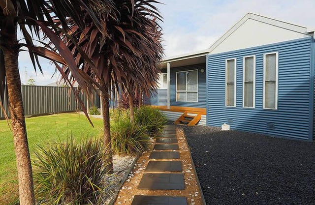 BLUE FIN part of BLUE FIN HOLIDAY HOMES - PET FRIENDLY & FREE WIF-FI
