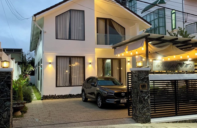 Blue Light Villa - Hotellifestyle