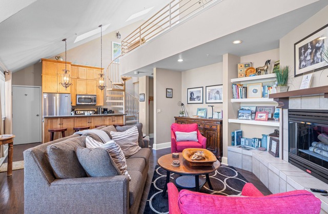 Blue Mesa Lodge 40B by AvantStay | Ski In/Ski Out Unit w/Balcony!