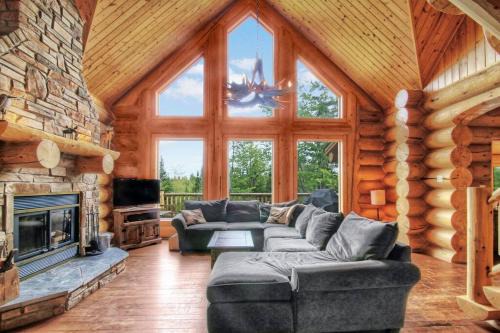 Blue Moose Private pool spa sauna lake access