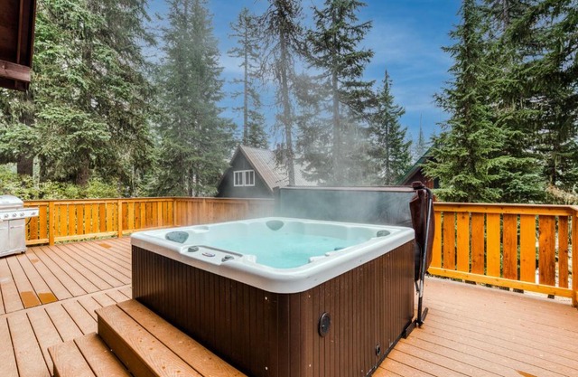 Blue Pine Chalet