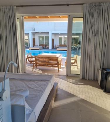 Blue Summer Luxury Suites