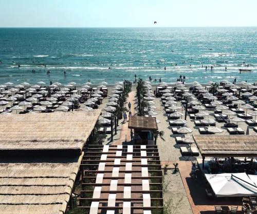 Blue Wave Luxury Apartment Mamaia Nord Azimuth Beach