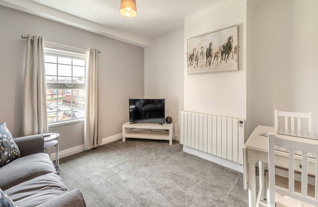 Bluebell Apartment - UK42381