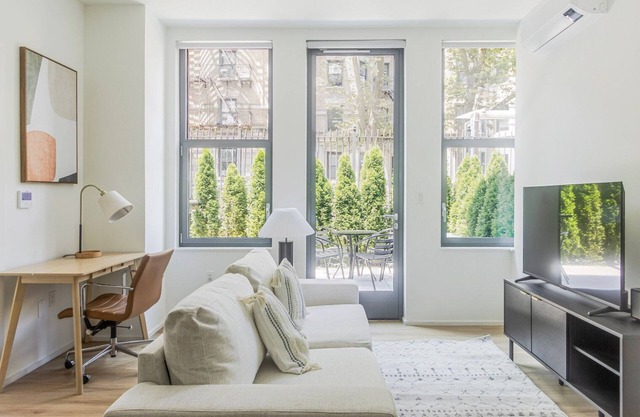 Blueground | Crown Heights, balcony, nr Prospect Park