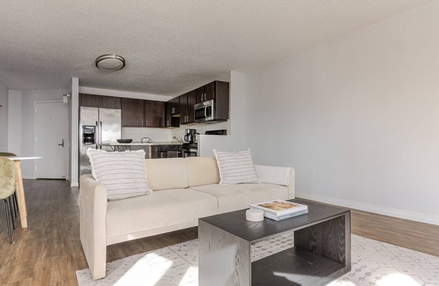 Blueground | Gold Coast, AC, nr Hancock Center