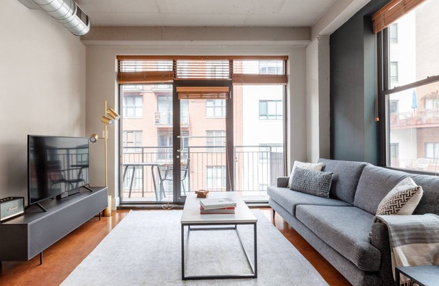 Blueground | Logan Circle, rooftop, nr Dupont Circle