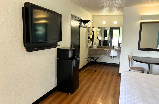 Blueway Inn Beeville Extended Stay