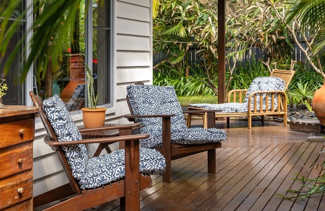Blueys @ Blueys unwind and relax in this Balinese style gem