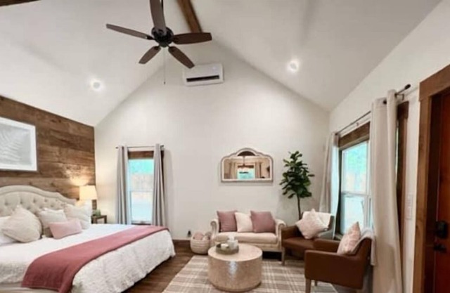 Blush Cabin 4min to Homestead 18min to Magnolia