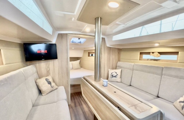 Boat 'Hausboot Segelyacht Nui' on the sea and Private Terrace
