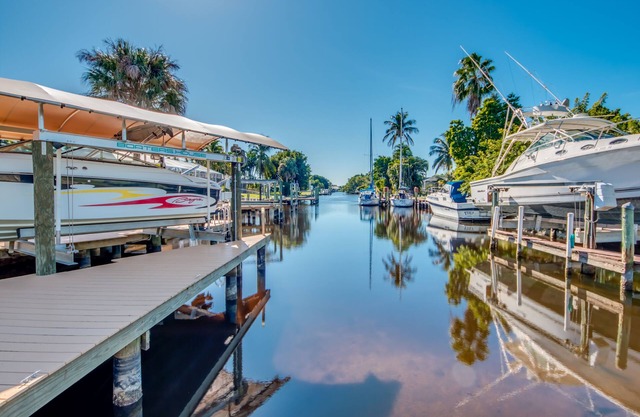 BOATERS.HOUSE South Florida Ranch in Cape Coral, Florida
