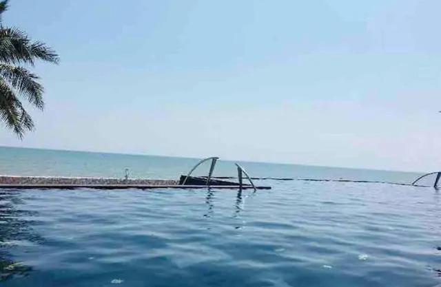 Boathouse huahin boat house by the sea(可以看海的家）