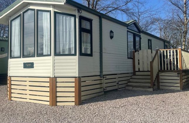 Bobos Den Static Caravan Hire