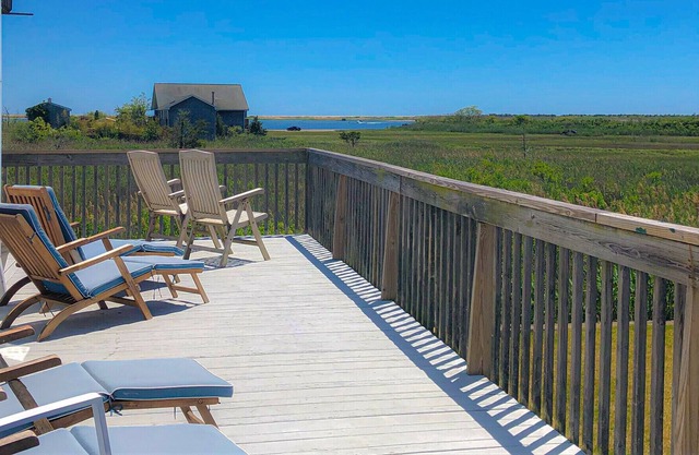 Bohemian escape Amazing views of the bay!