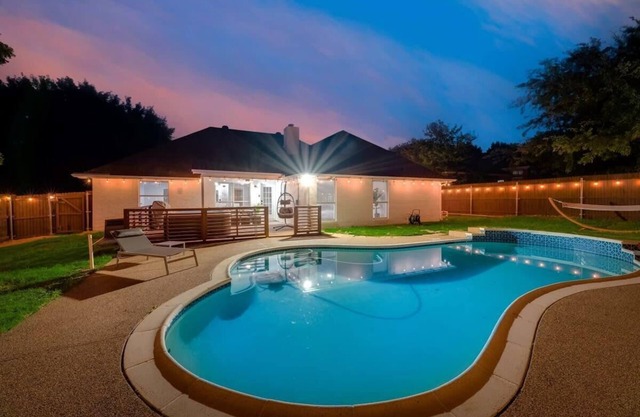 Boho Chic Home w Backyard Paradise - Pool + Grill