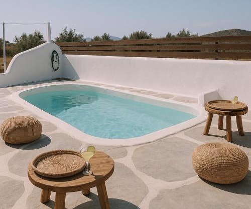 Boho Sisi Resort - Poolside Oasis & Garden Vibes