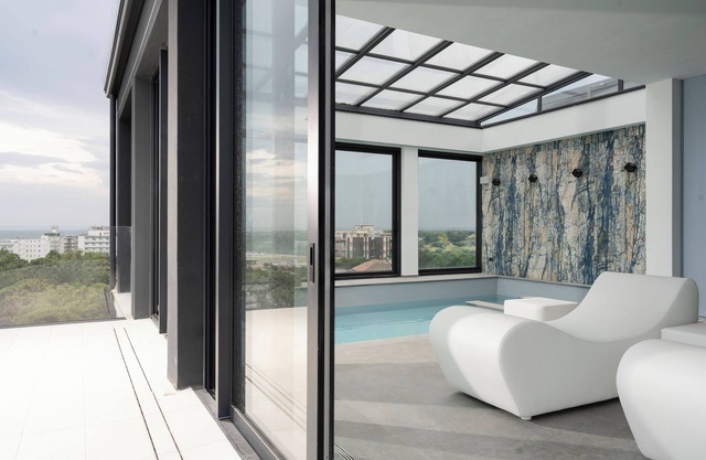 Bolina Suite Hotel