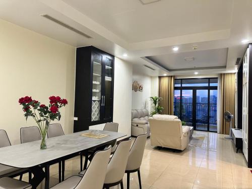 *BOM HOMES*- Vinhomes Royal City-Cozy Apartment