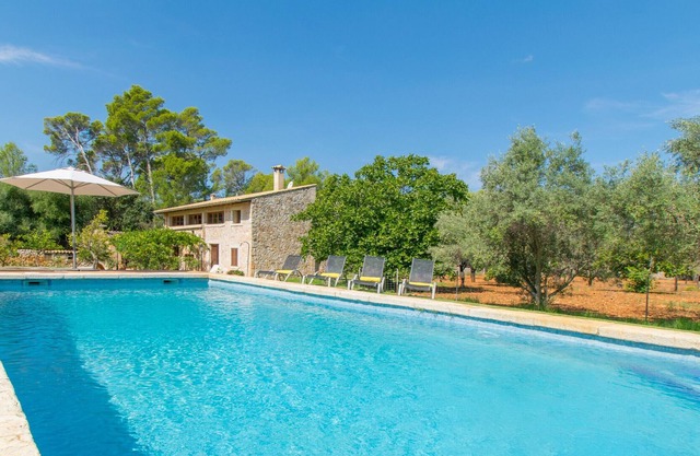 BONAFE Finca for 6 with pool in Biniamar