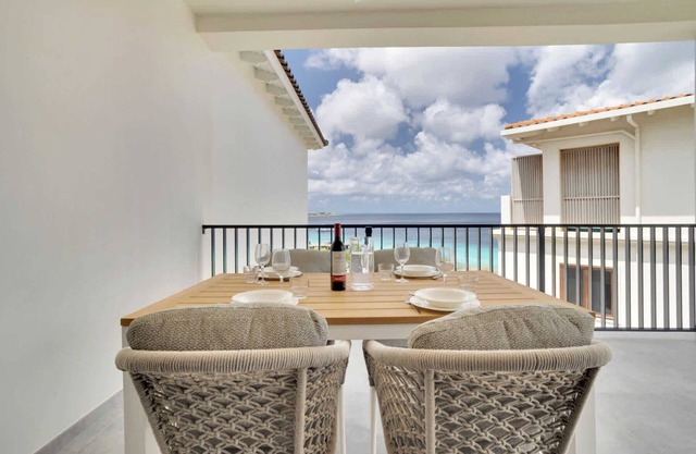 Bonaire Beach Apartment 15 with communal pool and dive facilities