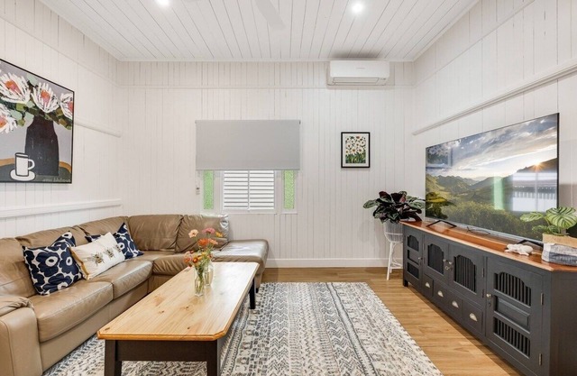Bondi Cottage on Queens Park!