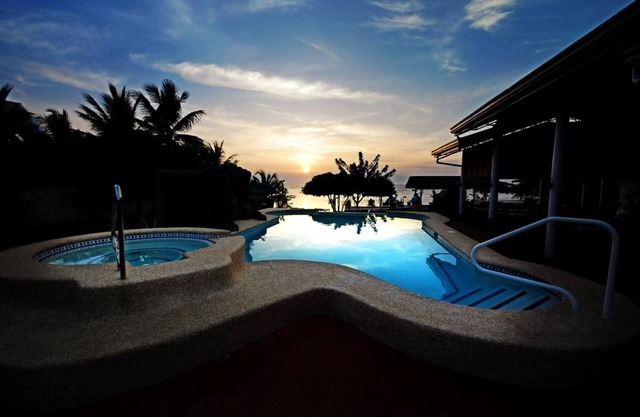 Bonita Oasis Beach Resort