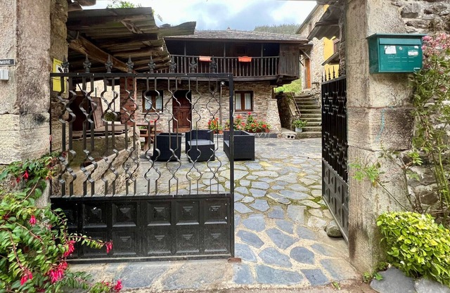 Bonito Apartamento rural, Wifi, terraza y piscina