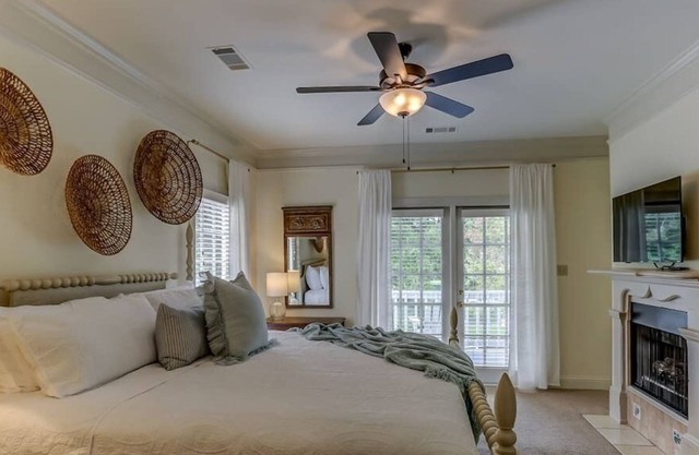 Bonne Terre Inn Maple Room