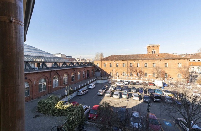 BOOK NOW! Borgo Dora Artistic Apartment x3