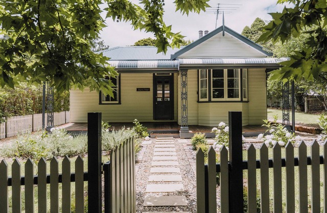 Boonara: 3 bed Luxe cottage and 1-bed Studio in Wentworth Falls