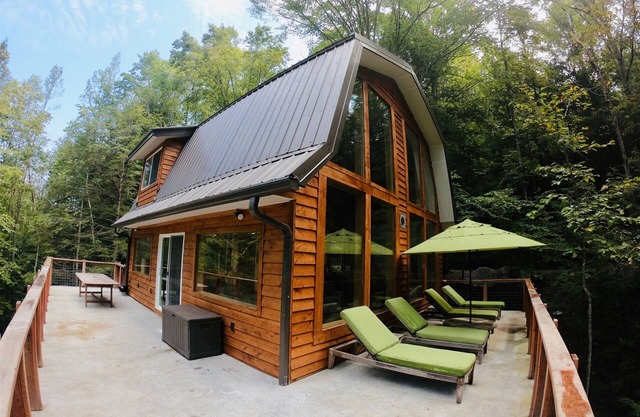 Boone`s Hideout | 3 Bed, 1 Bath