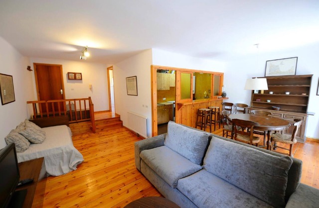 BOR I - 5 PAX - Two Bedroom Apartment, Sleeps 5