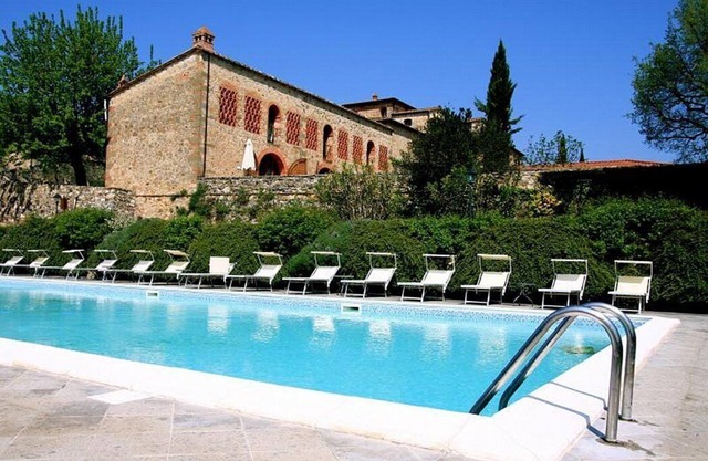 Borgo Bello L: A characteristic and welcoming apartment in the characteristic style of the Tuscan countryside.