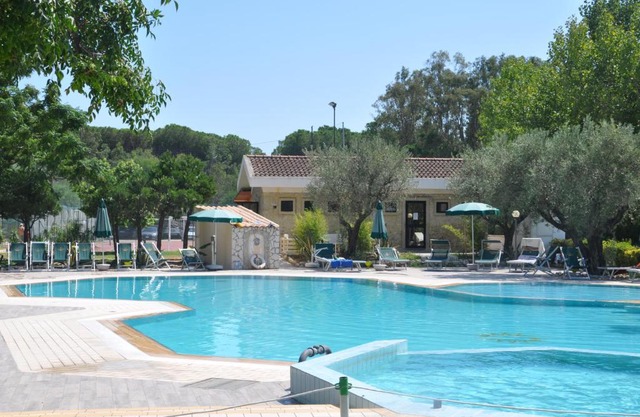 Borgo Degli Ulivi Natural Resort