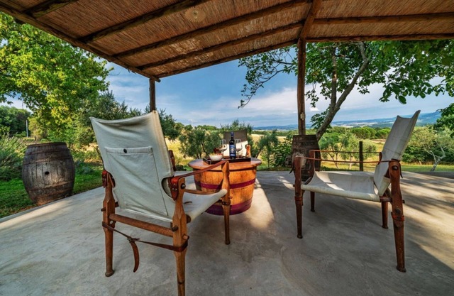 Borgo DiVino a glass of wine among the Unesco landscapes of the Val D'Orcia!