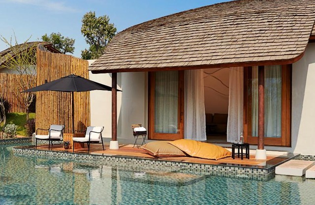 Boribot Pool Resort