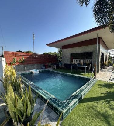 Boriphat Home