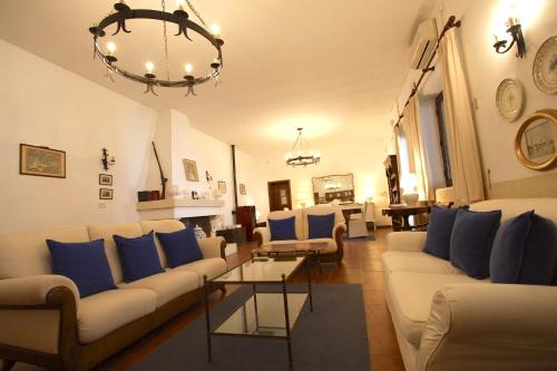 Bosco di Mudonato - Masseria Villa Padronale