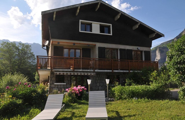 BOURG D'OISANS: Le Télégraphe ★ Sauna★ Billiards★ 6 bedrooms★ Games room