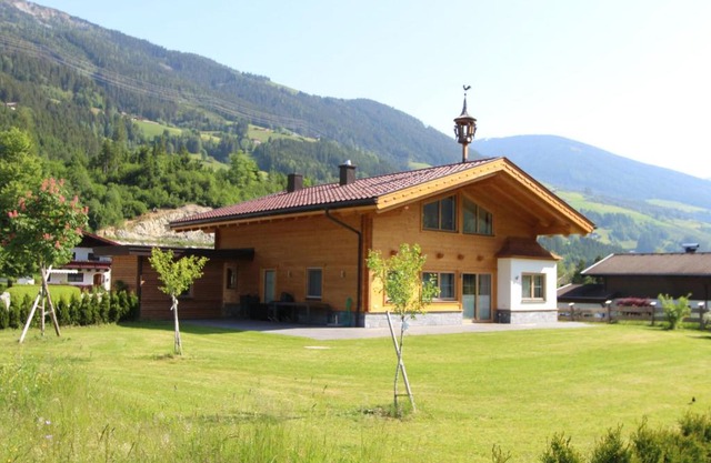 Boutique Holiday Home in Wald in Pinzgau with Garden