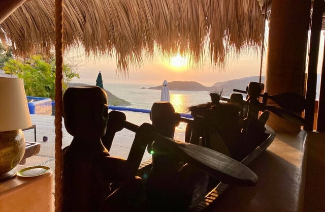 Boutique home on the Zihuatanejo Bay, Just A Short Walk From The Beach.