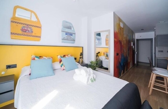 Boutique La Gloria (Estudio 1B)