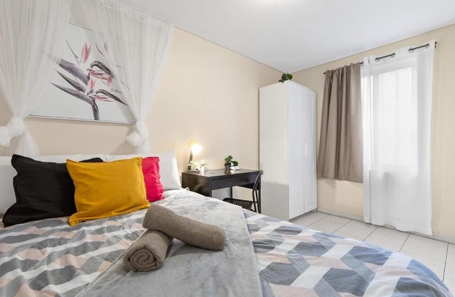 Boutique Private Room in Chippendale Terrace Room1