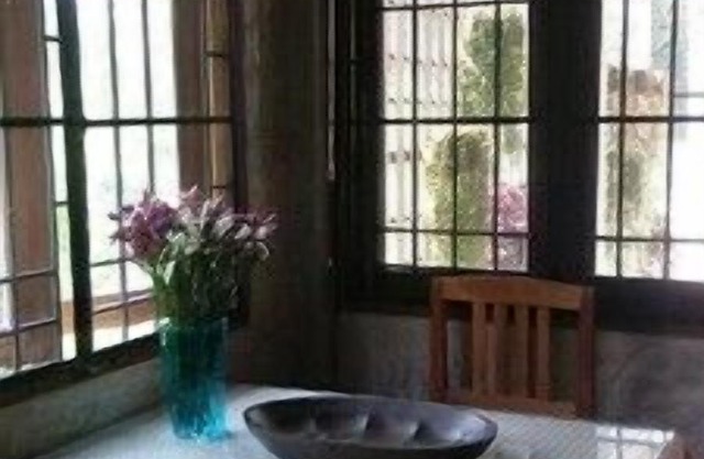 Boutique Townhouse 15 Minutes To Town