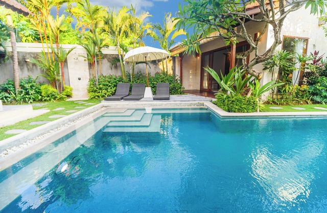 BR3003 - 3 Bedroom walk to Beach Canggu/Berawa